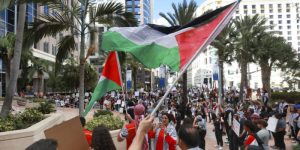 Univ. Pres. Flees Protest, Leaves Jewish Students Behind Begging for Protection