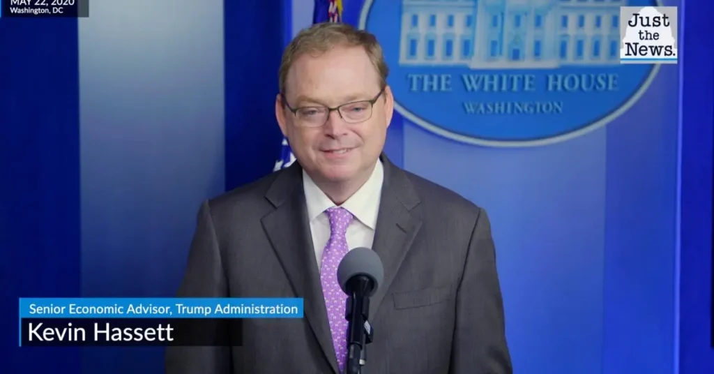Trump Advisor Claims Legislative Plan Could Boost American Families’ Income by $10,000